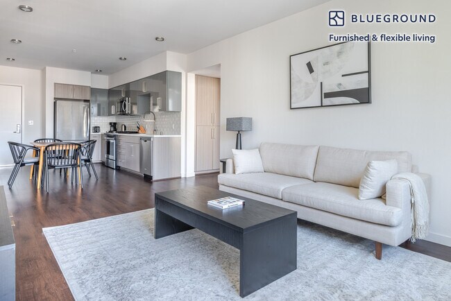 Foto del edificio - 650 E Capitol Ave