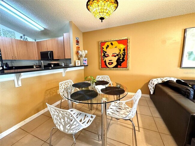 Foto del edificio - 1705 Circe Lake Ct