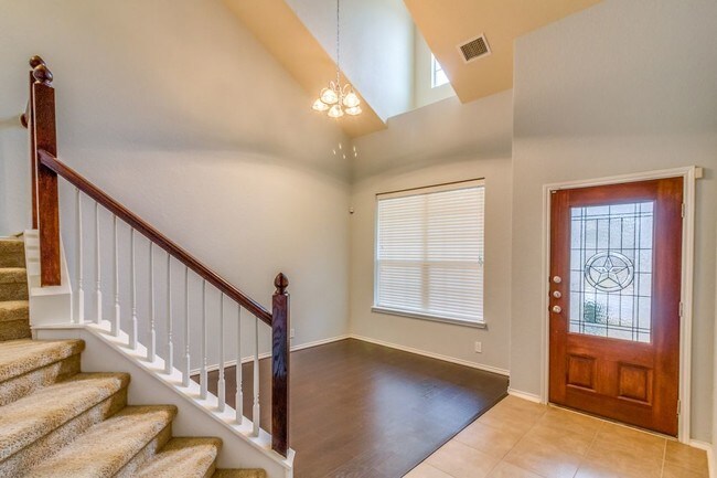 Building Photo - 21822 seminole Oaks