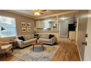 Building Photo - 3749 Lazy River Dr