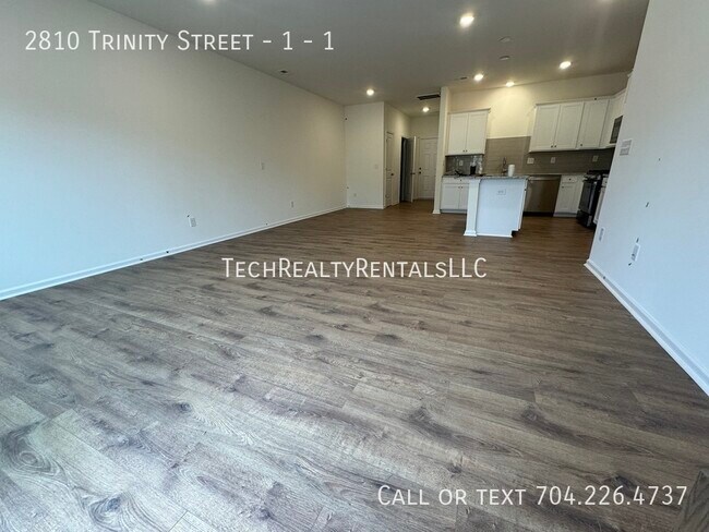 Foto del edificio - 2810 Trinity St