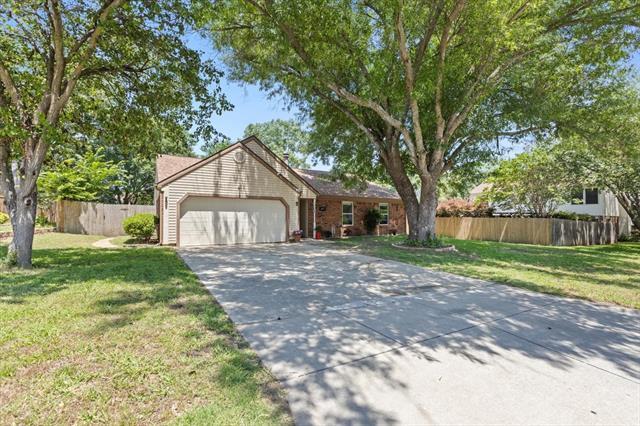 Building Photo - 837 Heatherwood Dr