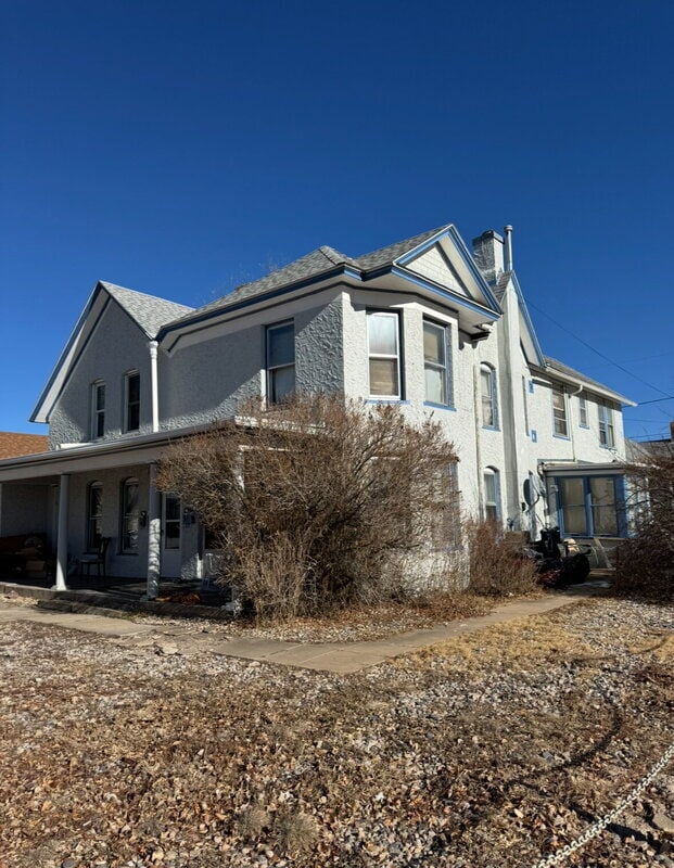 Building Photo - 619 S 5th St