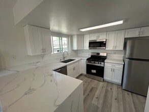 Building Photo - 10237 Tujunga Canyon Blvd