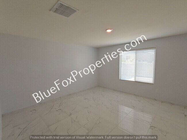 Building Photo - 5974 S Tappen Dr