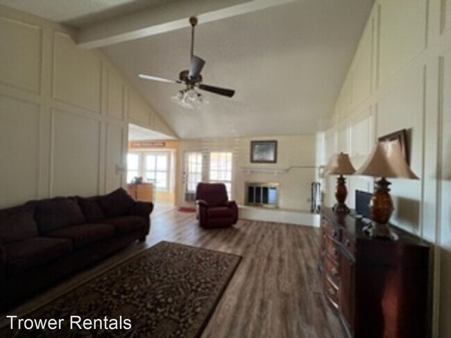 Foto del edificio - 3 br, 2 bath House - 18 Haner
