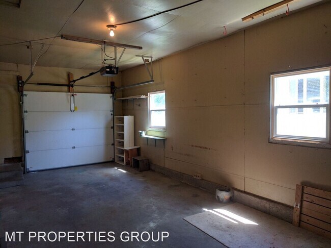 Foto del edificio - 3 br, 1.5 bath House - 505 W. Kent