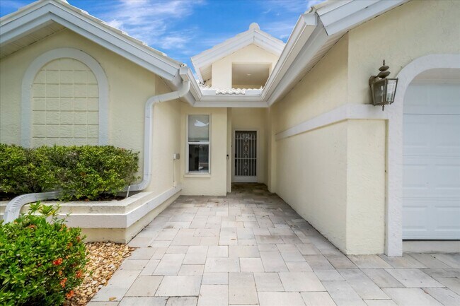 Foto del edificio - 3BR/2.5BA Private Pool Home | Chestnut Creek Community in Venice