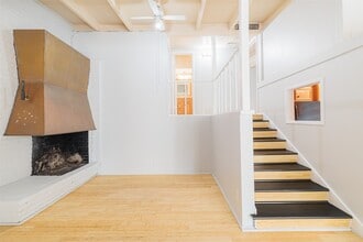 Building Photo - 5246 Memorial Dr