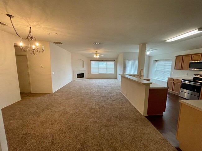 Building Photo - 505 Hunters Ridge Dr