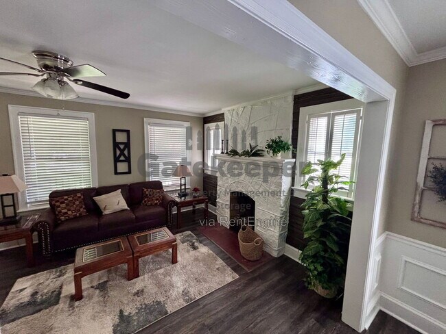Foto del edificio - 4787 Hendrix Dr