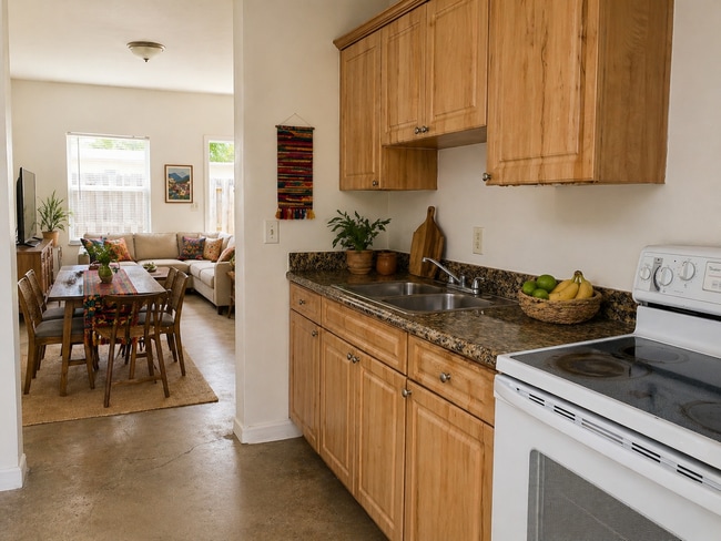 Photo - 1600 Center St Apartment