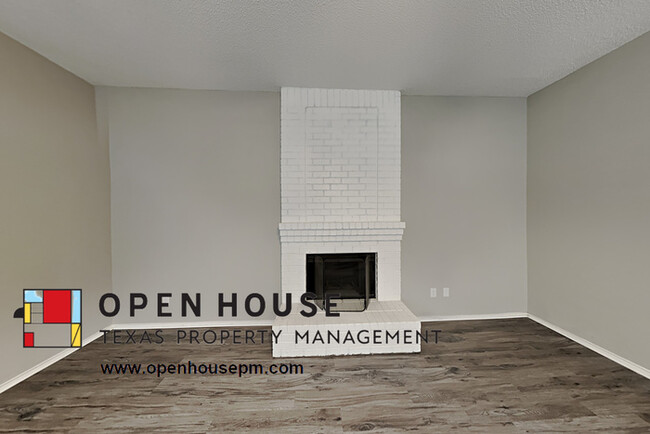 Building Photo - 1209 Brooklawn Dr, Arlington