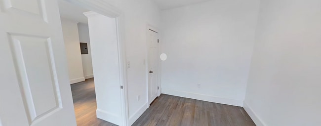 Foto del edificio - 223 Newbury St