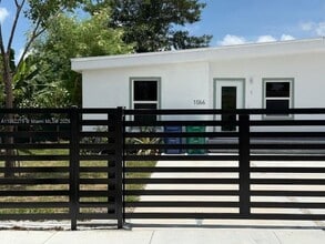 Building Photo - 1066 NW 100th Terrace