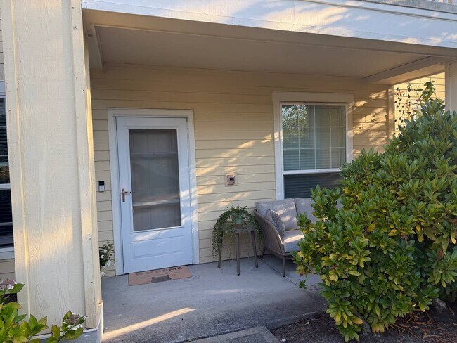 Foto del edificio - 22663 NE Alder Crest Dr