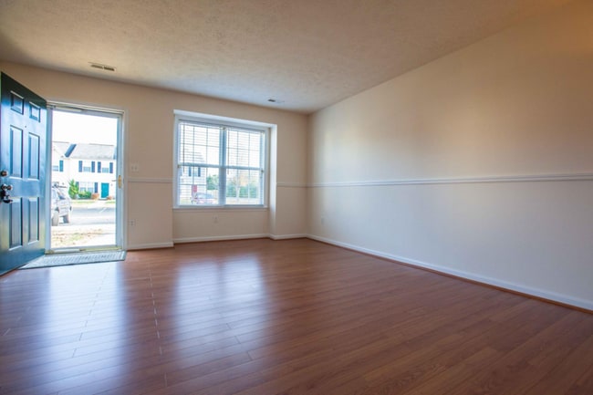Building Photo - 10502 Guilderland Ct