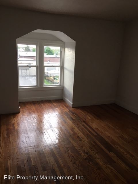 Foto del edificio - 3 br, 1 bath House - 344 E Cottage Pl., Ap...