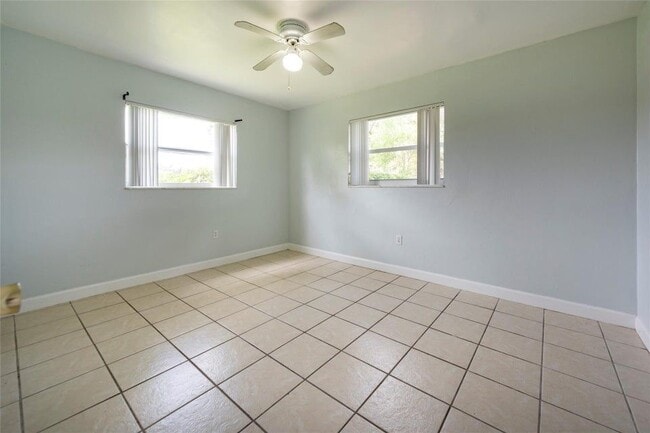 Building Photo - 6170 Southwest 43rd Street, 1 2