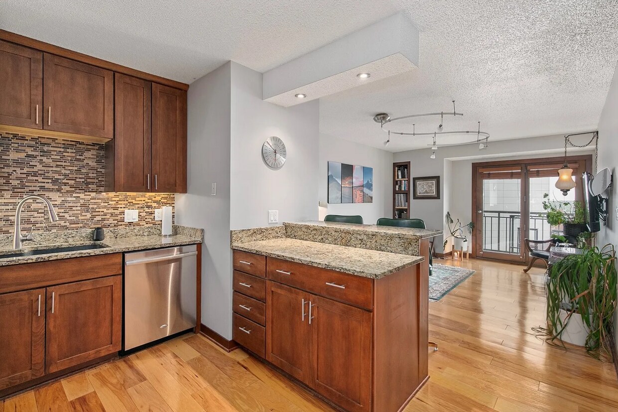 Foto principal - 300 Walnut St