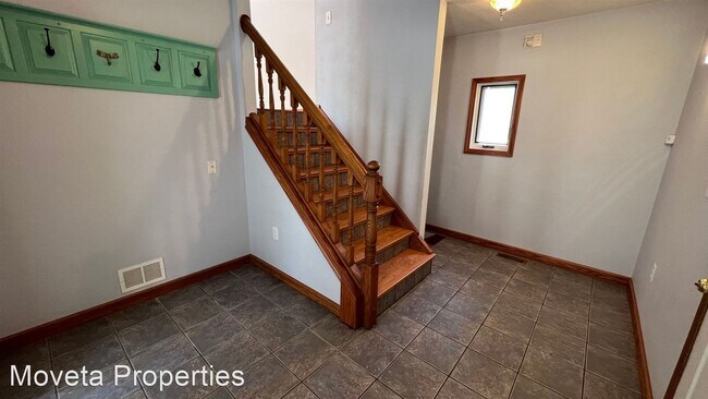 Foto del edificio - 4 br, 3.5 bath House - 5317 Wandering Dr.