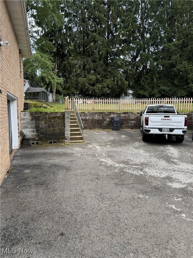 Foto del edificio - 80 Mary Ann Ln