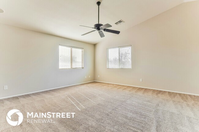 Foto del edificio - 41805 W Sunland Dr