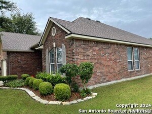 Building Photo - 25919 Lost Creek Way