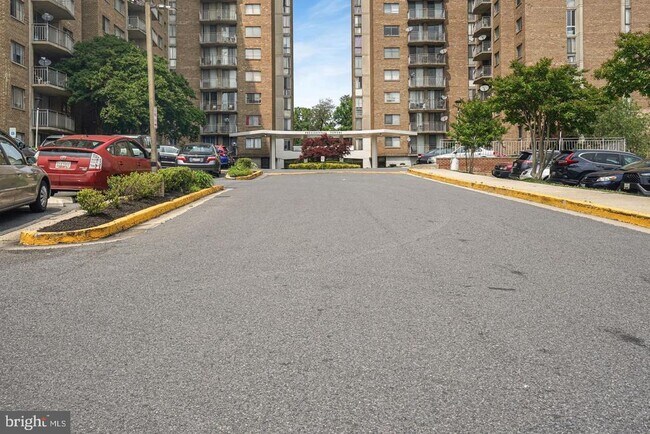 Building Photo - 1836 Metzerott Rd