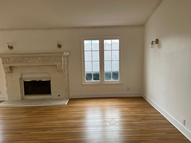 Foto del edificio - 926 S Curson Ave