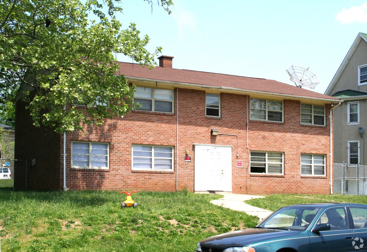 Foto del edificio - 3916 Maine Ave