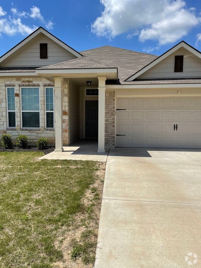 Building Photo - 3129 Risinger Rd