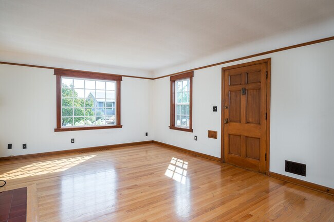 Living Room - 6113 NE Garfield Ave