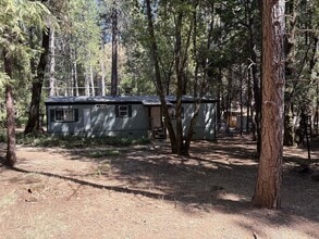 Building Photo - 14822 Magalia Dr