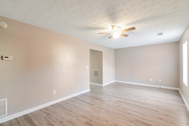Building Photo - 6778 Browns Mill Chase