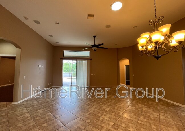 Building Photo - 8426 White Poplar Dr