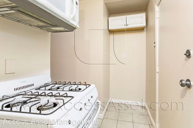 Building Photo - 2 br, 1 bath House - 741 W Brockton Ave
