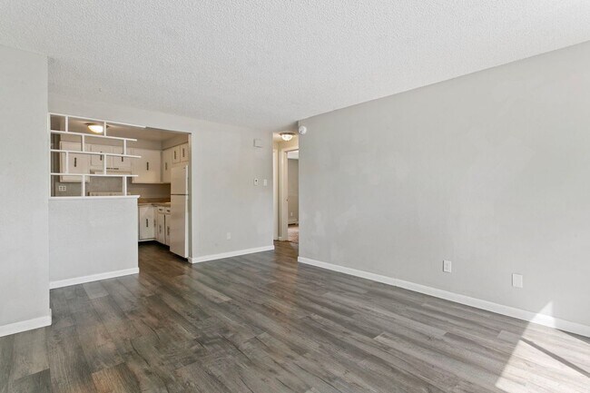 Foto del edificio - 330 Vehr Dr