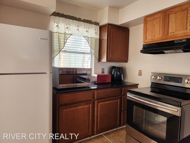 Building Photo - 2 br, 2 bath House - 2052 MESQUITE LANE #201