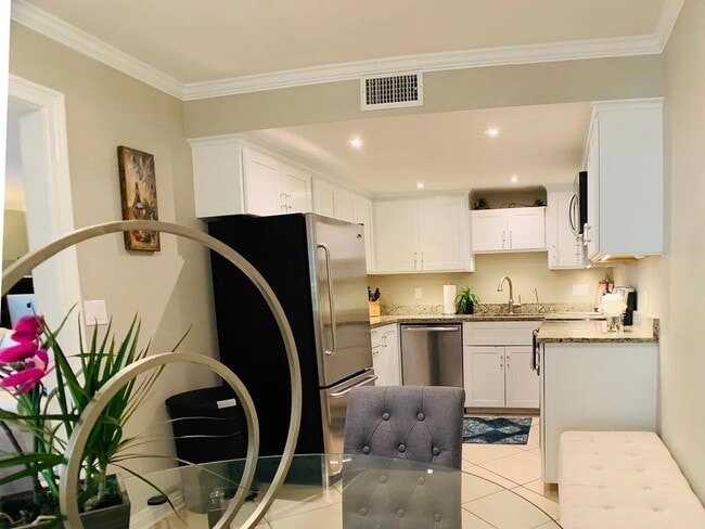 Foto del edificio - 2225 Woodside St