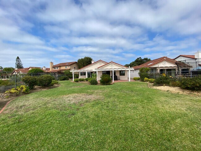 Foto del edificio - Cardiff Home in Desirable Sandy Point With...