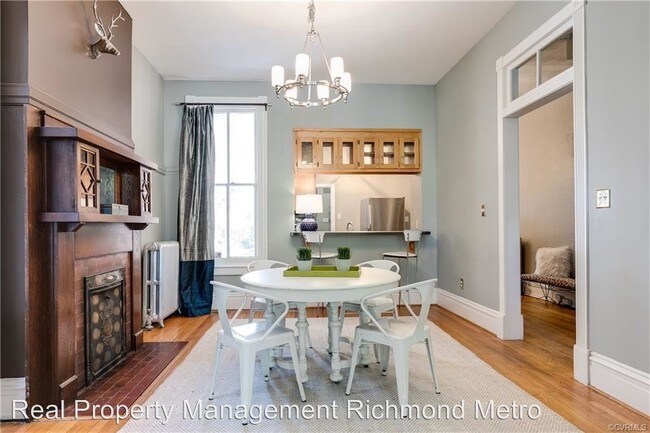 Foto del edificio - 3 br, 1.5 bath House - 3318 East Broad Street