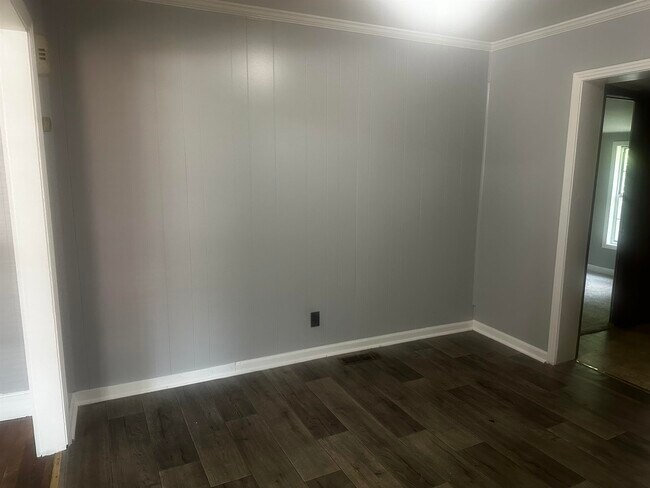 Foto del edificio - 325 W Cooper St