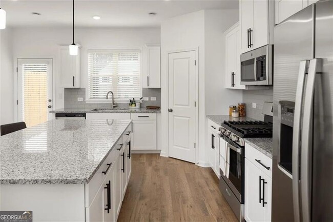 Building Photo - 1555 Brantin Dr