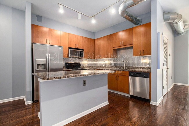 Foto del edificio - 5300 Peachtree Rd