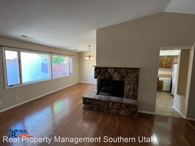 Foto del edificio - 2 br, 2 bath House - 524 S 200 E #10