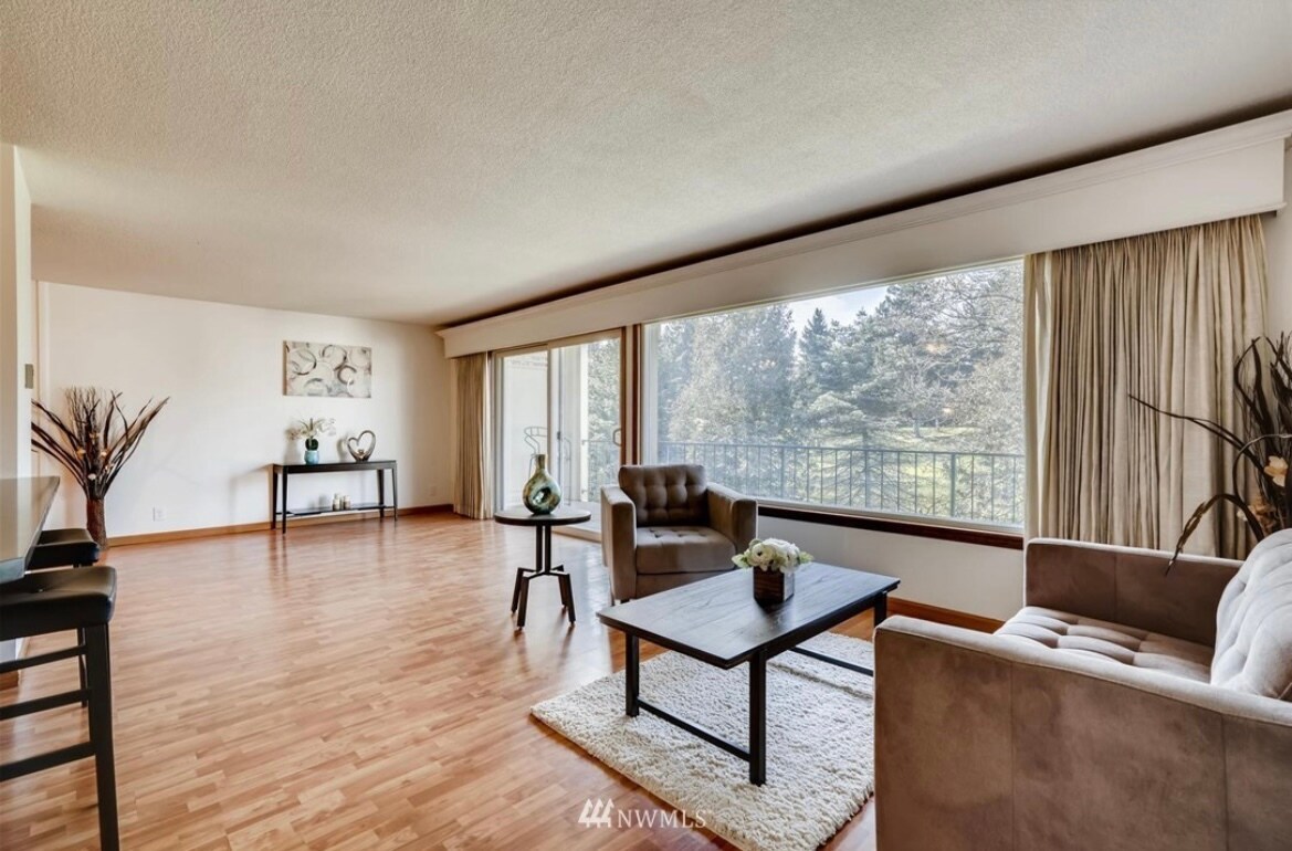 1810 S 118th St, Burien, WA 98168 Condo for Rent in Burien, WA