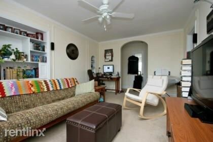 Building Photo - 1 br, 1 bath  - 440 W BARRY Apt 304 Unit 304