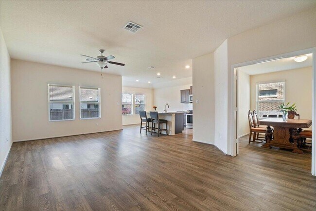 Foto del edificio - 21712 Urraca Ln