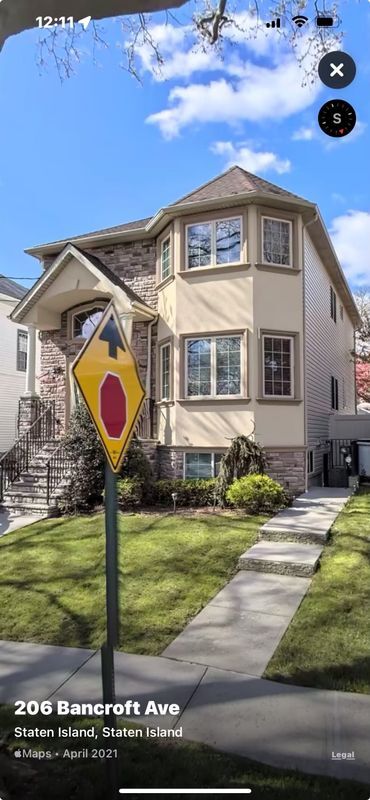 Foto principal - 206 Bancroft Ave